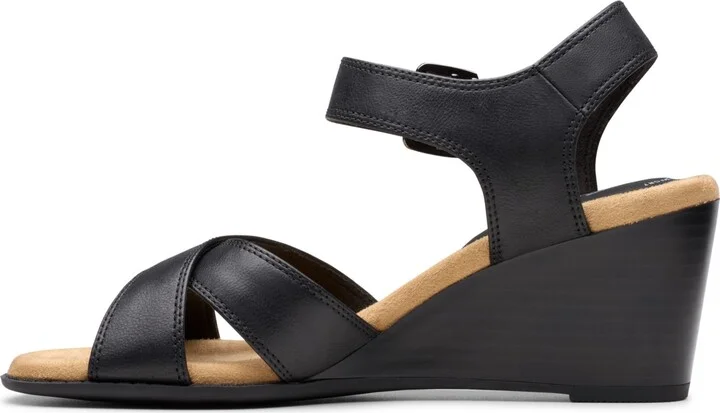 Clarks Collection Women's Emmalae Iris Wedge Sandals - Image 3