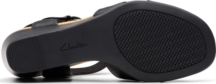 Clarks Collection Women's Emmalae Iris Wedge Sandals - Image 4