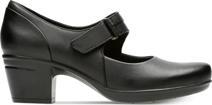 Clarks Collection Women's Emslie Lulin Mary Jane Pumps - Image 2