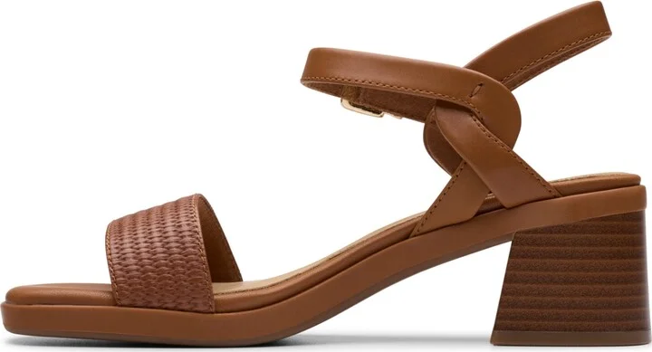Clarks Collection Women's Jaylan Ray Square Toe Sandals - Image 8