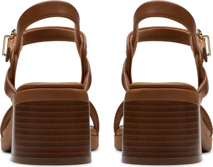 Clarks Collection Women's Jaylan Ray Square Toe Sandals - Image 11