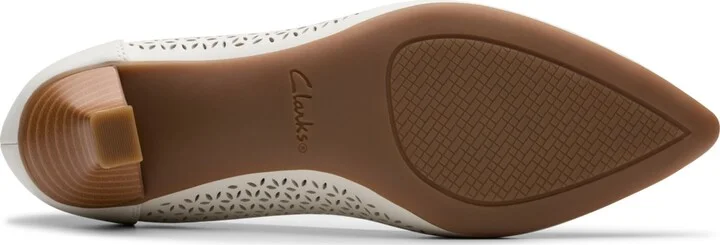 Clarks Collection Women's Kepley Sky Slip-On Pumps - Image 5