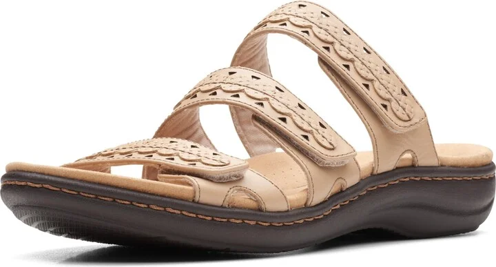 Clarks Collection Women's Laurieann Cove flats-sandals