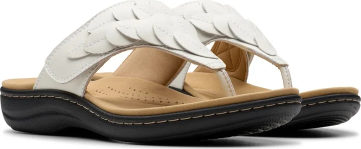 Clarks Collection Women's Laurieann Palm Flip-Flop Sandals - Image 10