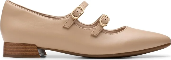 Clarks Collection Women's Natalyn Lane Pointy Toe Shoes - Image 2