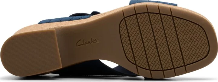 Clarks Collection Women's Nerisa West Wedge Sandals - Image 9