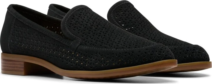 Clarks Collection Women's Trish Cove Slip-On Shoes - Image 10