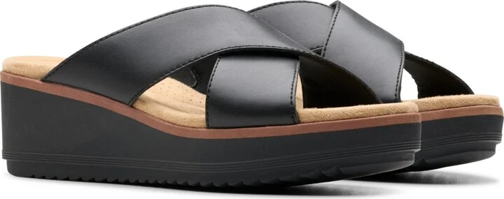Clarks Collection Women's Wrenly Ivy Wedge Sandals - Image 6
