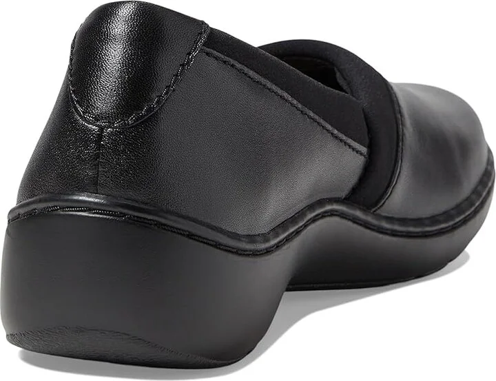 Clarks Cora Charm Women's Flat Shoes Black Leather : 8 D - Wide - Image 4