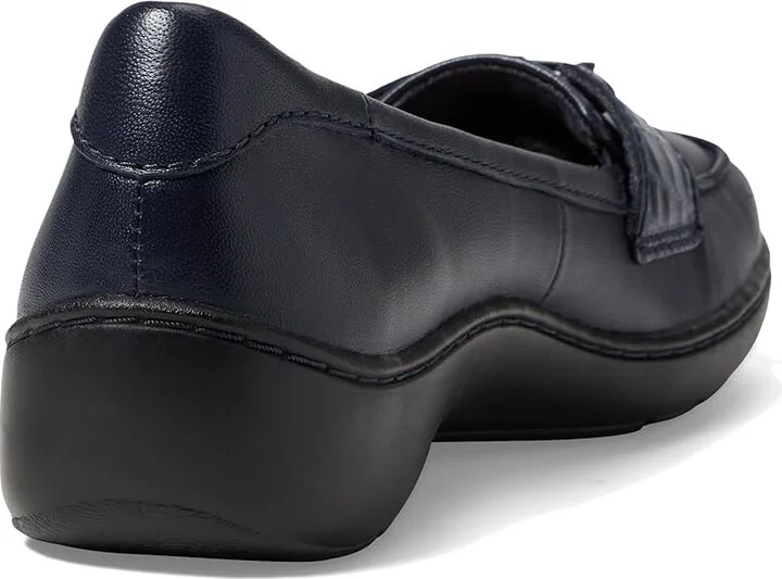 Clarks Cora Haley Women's Flat Shoes Navy Leather : 6.5 D - Wide - Image 4