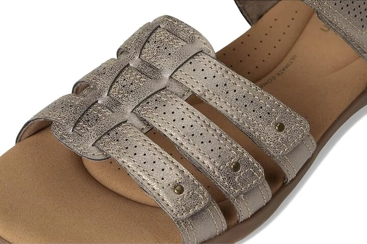 Clarks Elizabelle Kay Women's Flat Shoes Taupe Metallic Synthetic : 9 B - Medium, Leather/Rubber - Image 7