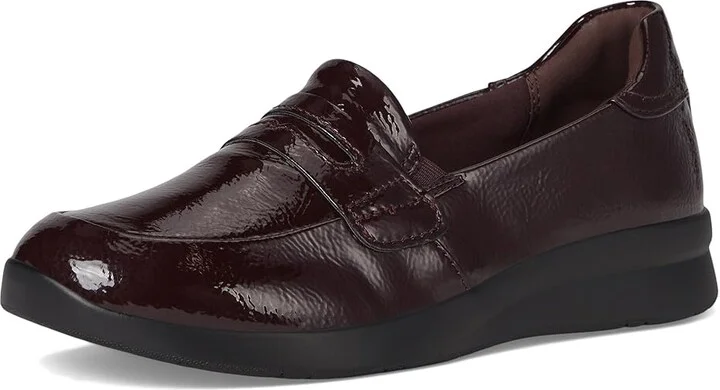 Clarks Ellowyn Penny Women's Flat Shoes Wine Crinkle Patent Synthetic : 12 B - Medium, Leather - Image 5