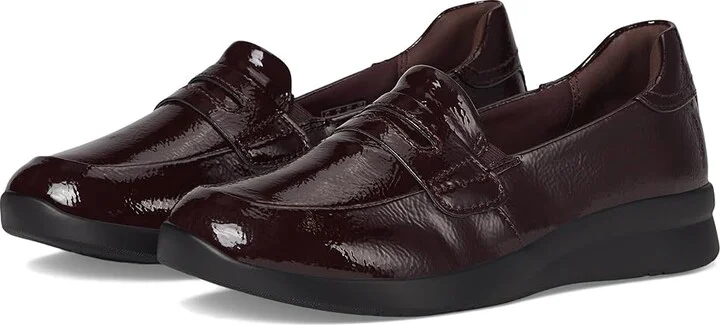 Clarks Ellowyn Penny Women's Flat Shoes Wine Crinkle Patent Synthetic : 12 B - Medium, Leather
