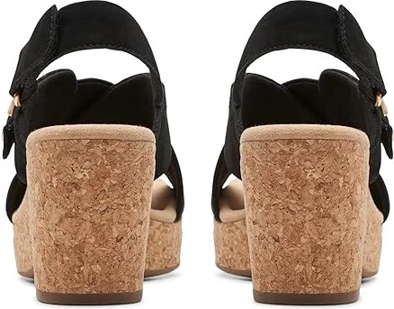 Clarks Giselle Dove Women's Sandals Black Nubuck : 12 B - Medium, Leather/Rubber - Image 4