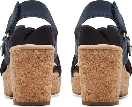 Clarks Giselle Dove Women's Sandals Navy Nubuck : 8.5 B - Medium, Leather/Rubber - Image 4