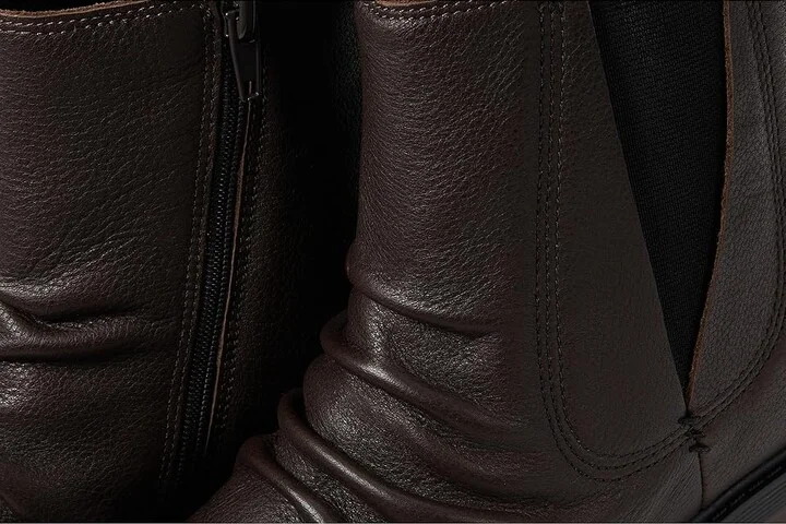 Clarks Hearth Rose Women's Boots Dark Brown : 10 B - Medium, Leather - Image 5