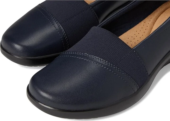 Clarks Kaetlyn Rhea Women's Flat Shoes Navy Leather : 10 B - Medium - Image 7