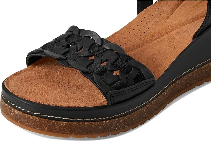 Clarks Kassanda Bar Women's Sandals Black Leather : 9 C - Wide, Suede - Image 7