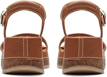 Clarks Kassanda Lily Women's Sandals Tan Leather : 8 C - Wide - Image 4