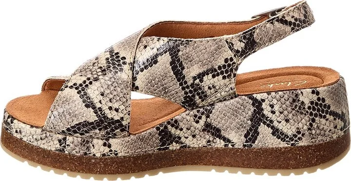 Clarks Kassanda Step Leather Wedge Sandals - Image 2
