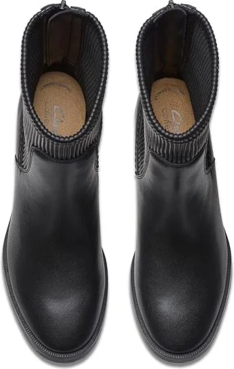 Clarks Lileigh Holly Women's Boots Black Leather : 9.5 B - Medium - Image 2