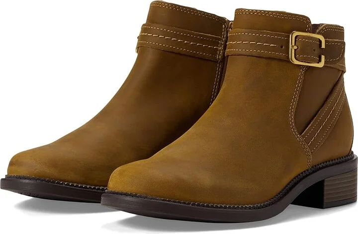 Clarks Maye Strap Women's Boots Dark Tan Leather : 5.5 B - Medium