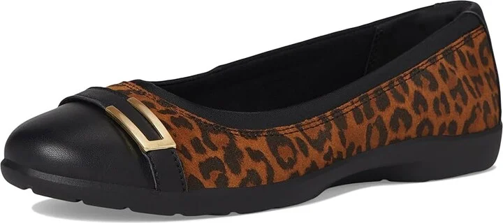 Clarks Meadow Rose Women's Flat Shoes Leopard : 5.5 B - Medium, Leather/Mesh/Rubber - Image 5