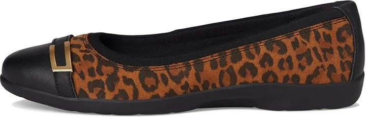 Clarks Meadow Rose Women's Flat Shoes Leopard : 5.5 B - Medium, Leather/Mesh/Rubber - Image 6