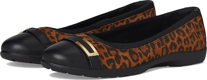 Clarks Meadow Rose Women's Flat Shoes Leopard : 5.5 B - Medium, Leather/Mesh/Rubber