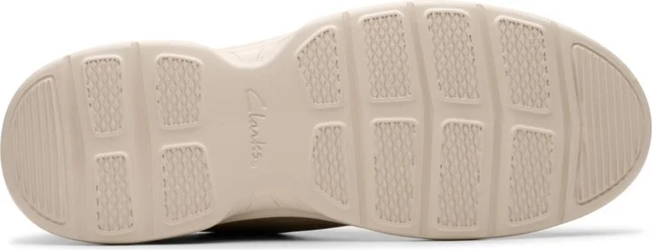 Clarks Men's Collection Bradley Ease Shoes - Image 4