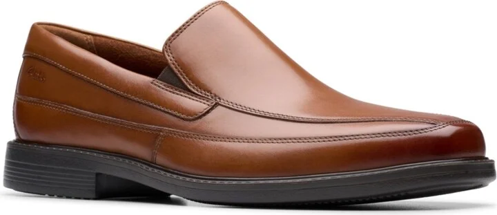 Clarks Men's Collection Cosgrove Free Leather Dress Loafer