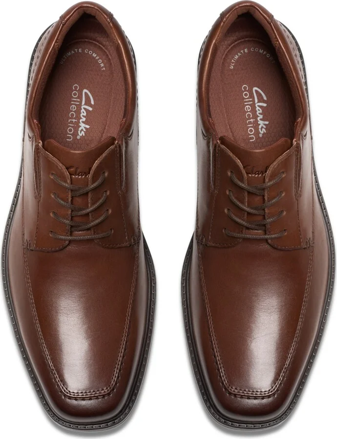 Clarks Men's Dresslite Apron Dress Shoe - Image 5
