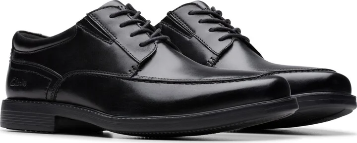Clarks Men's Dresslite Apron Dress Shoe - Image 10