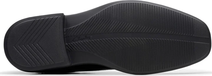 Clarks Men's Dresslite Apron Dress Shoe - Image 11