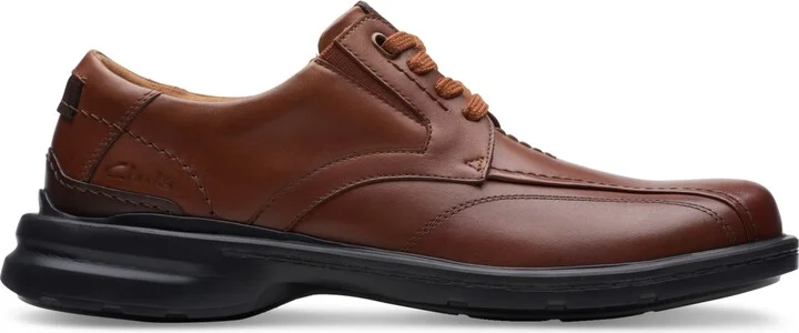 Clarks Men's Gessler Lace Casual Shoes - Image 2