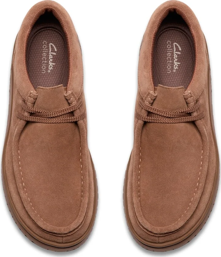 Clarks Men's RelaxLite Low Casual Slip On Sneakers - Image 9