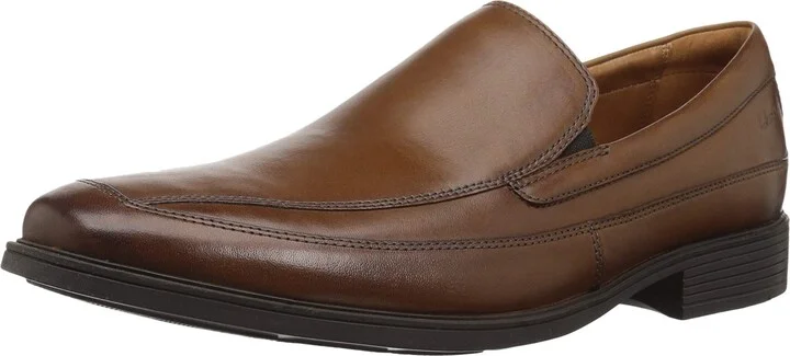 Clarks Men's Tilden Free Slip-On Loafer