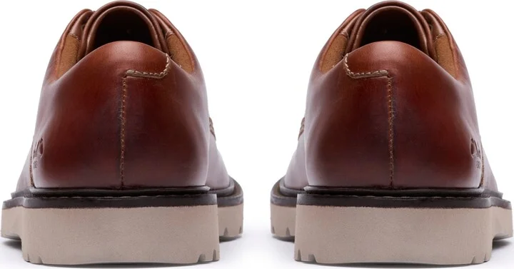 Clarks Men's Weltridge Low Dress Casual Derby Shoe - Image 10