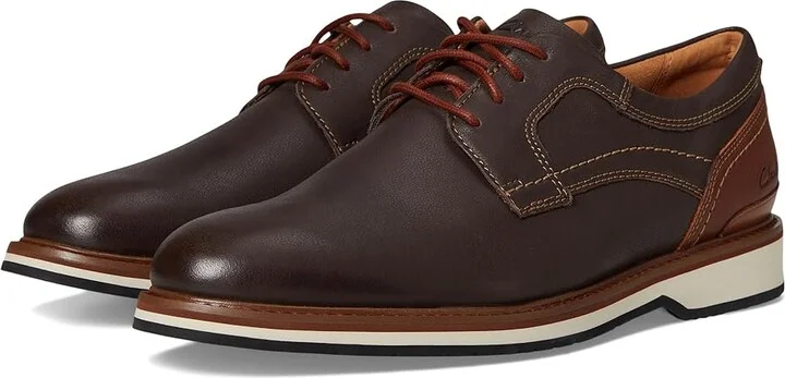 Clarks Monahan Plain Men's Lace-up Boots Brown Leather : 7 EE - Wide, Synthetic