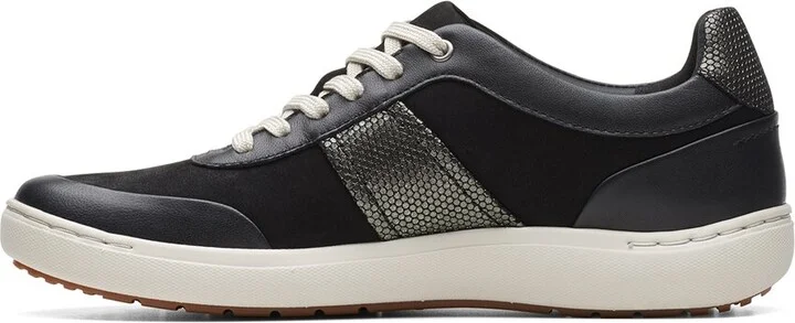 Clarks Nalle Fern Leather Flat - Image 2