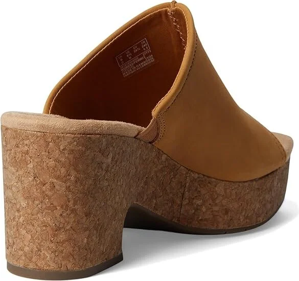 Clarks Nerisa Vine Women's Sandals Light Tan Nubuck : 7 D - Wide, Leather/Rubber - Image 4
