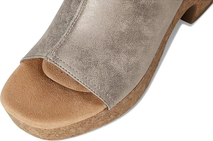 Clarks Nerisa Vine Women's Sandals Taupe Metallic Synthetic : 11 B - Medium, Leather/Rubber - Image 7