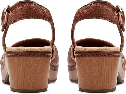 Clarks Paizlee Bay Women's Slippers Tan Leather : 11 B - Medium - Image 4