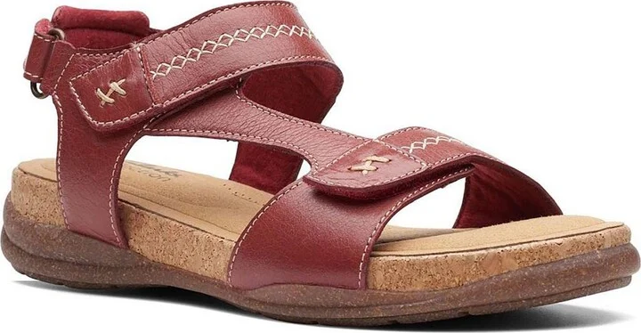 Clarks Roseville Mae Flat Sandal