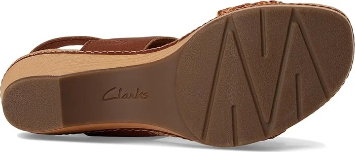 Clarks Seannah Step Women's Sandals Tan Leather : 8.5 B - Medium, Leather/Rubber - Image 3