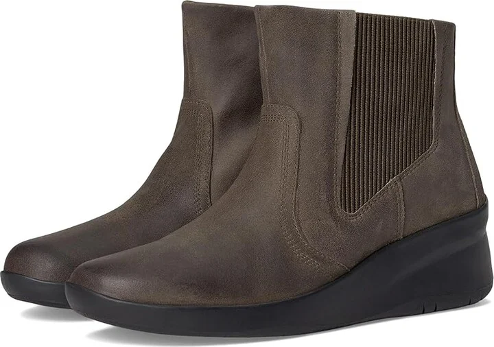 Clarks Suttyn Rae Women's Boots Slate Leather : 6.5 D - Wide, Leather/Rubber