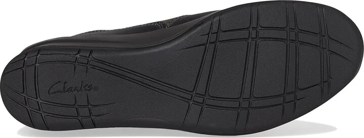 Clarks Suttyn Walk Women's Flat Shoes Dark Pewter Metallic Leather : 9 B - Medium, Leather/Rubber - Image 3