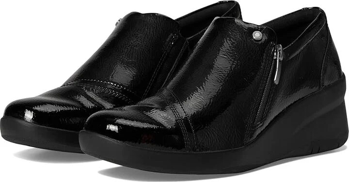 Clarks Suttyn Zip Women's Flat Shoes Black Crinkle Patent Synthetic : 12 B - Medium, Leather/Rubber