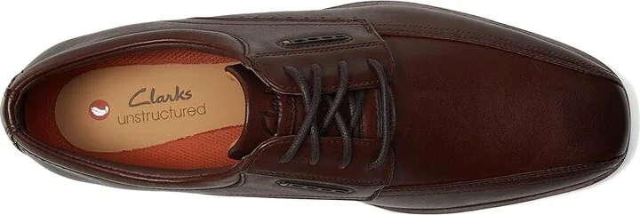 Clarks Un Kendric Way Men's Lace Up Wing Tip Shoes Mahogany Leather : 8.5 EE - Wide - Image 2