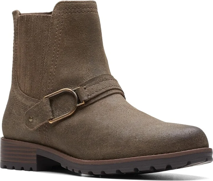 Clarks Unisex Aspra Buckle Sneaker